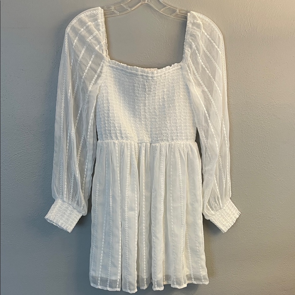 Elegant White Mini Dress